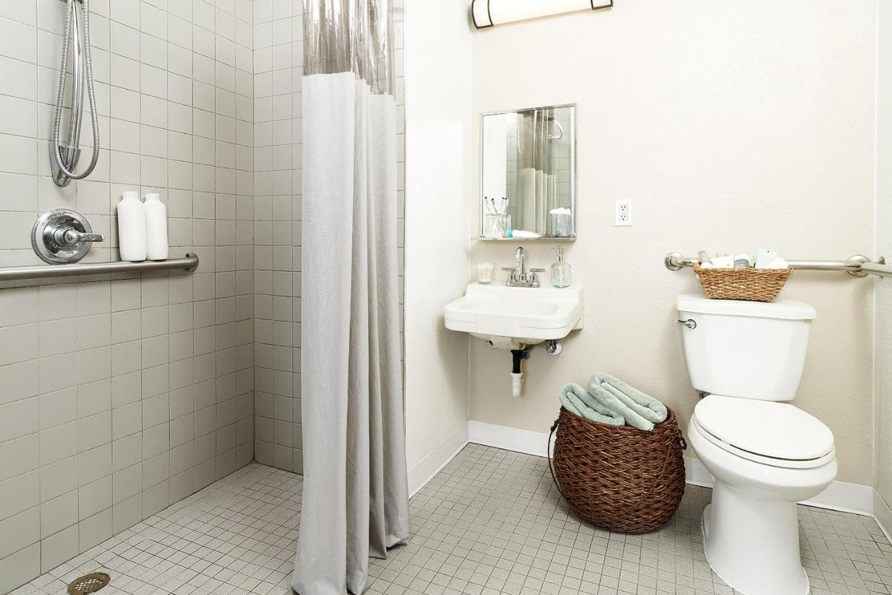 Intown Suites Extended Stay Greensboro Nc - Lanada Extérieur photo