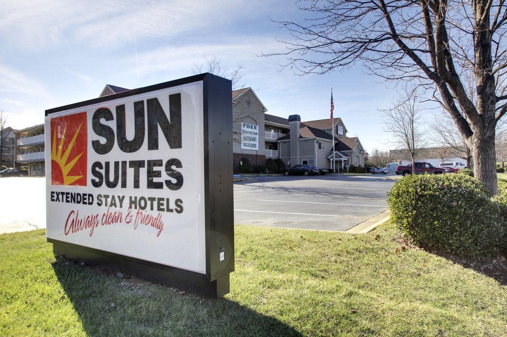 Intown Suites Extended Stay Greensboro Nc - Lanada Extérieur photo